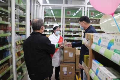 安全不放假 鹿寨縣市場監管局開展春節前醫用口罩零售安全生產大檢查